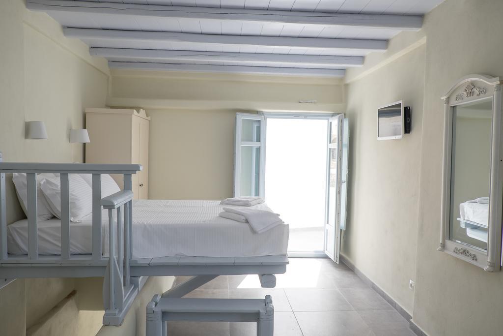 Makares Aparthotel Donousa Quarto foto